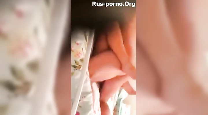 Горячий секс молодых в домашней обстановке: жестко и страстно!